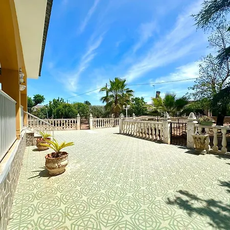 Les Palmiers Villa *